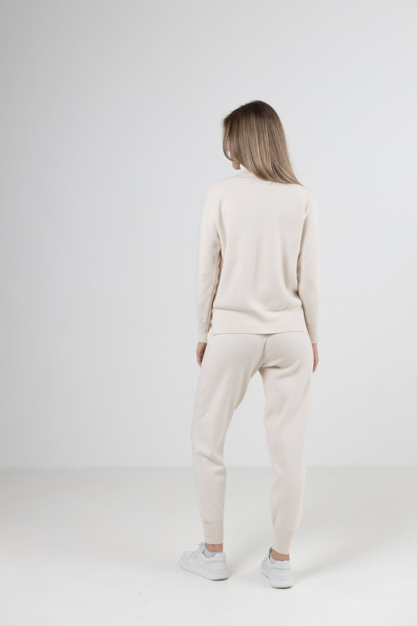 Knit set: Sweater and Pants - MILK